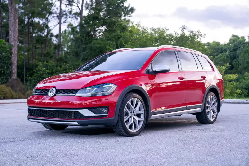 2019_volkswagen_golf-alltrack_VW-118-87187