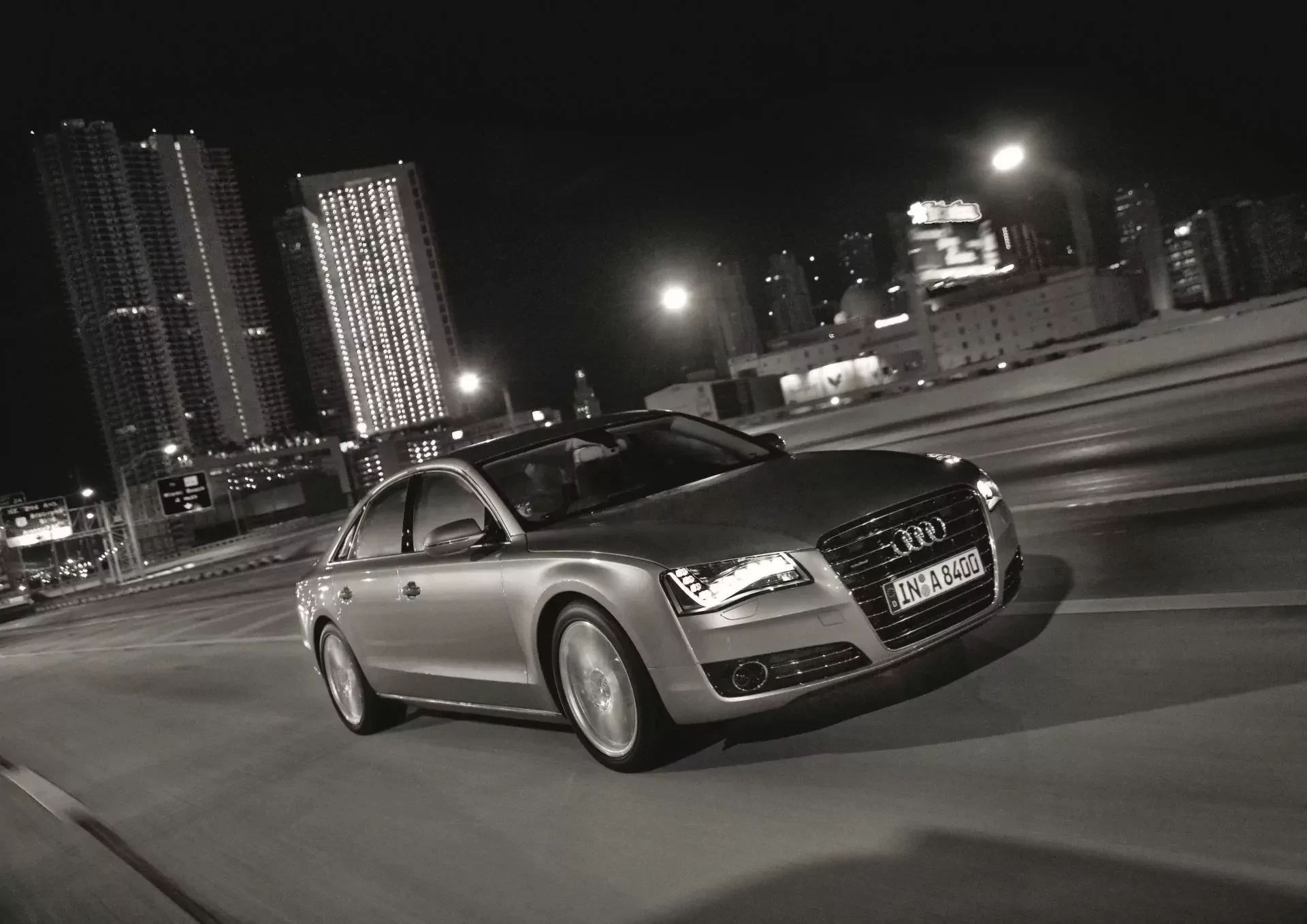 Audi A8 silnik moc uzywane cena ceny osiągi spalanie zalety wady opinie oceny