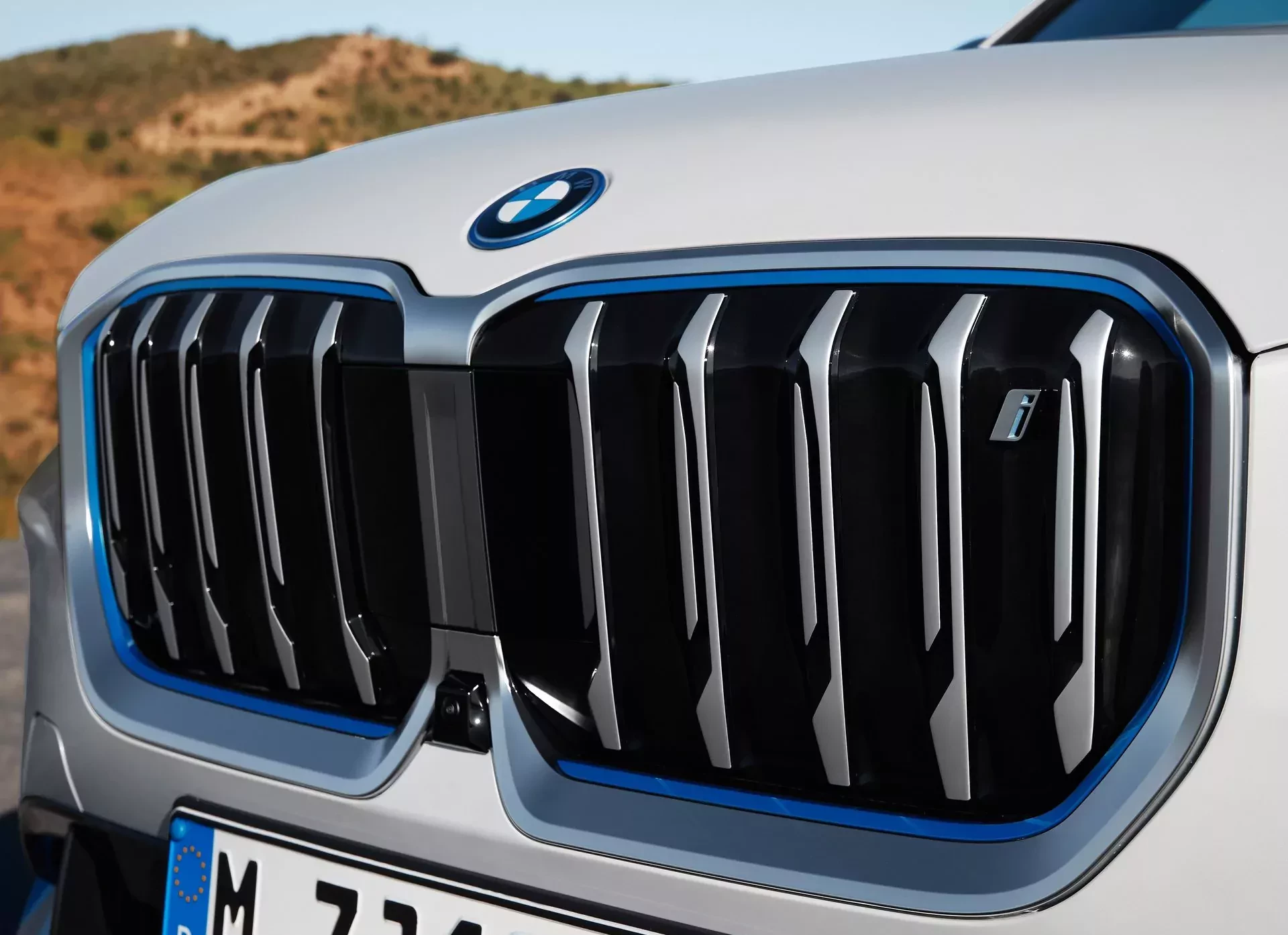 Najtańszy SUV z salonów BMW okazał się tu pogromcą Dacii Sandero. Mimo przeceny na 54 tys. zł zabrakło jednej, kluczowej rzeczy