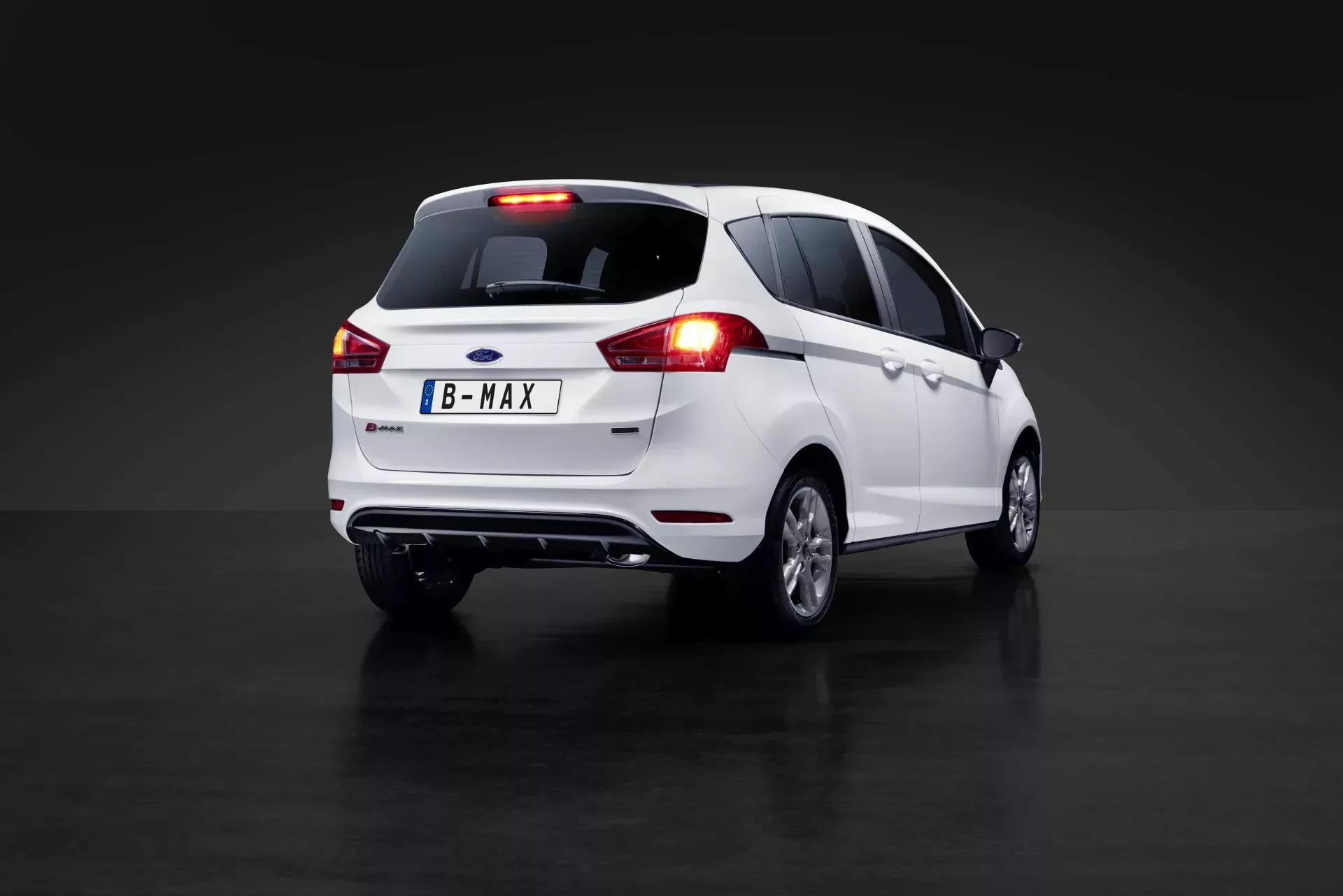 Ford B-Max minivan silnik benzyna diesel spalanie ceny cena używany opinie oceny