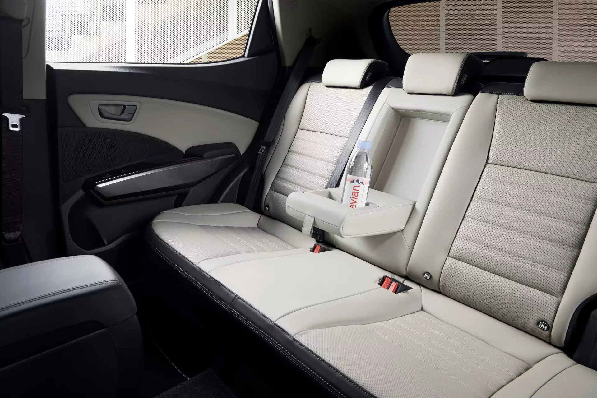 KGM Tivoli kabina SUV-a