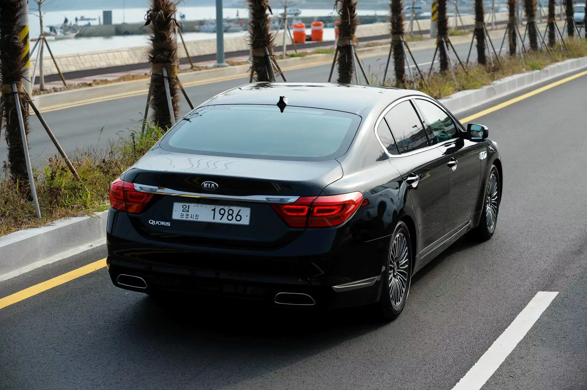 Kia K9 K900 limuzyna cena silnik ceny moc osiągi spalanie opinie oceny