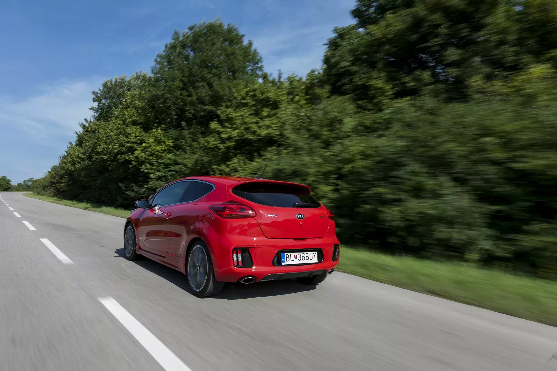 Kia Proceed silnik cena spalanie oceny opinie zalety wady benzyna diesel moc osiągi używana