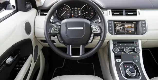 Land Rover Range Rover Evoque silnik cena moc spalanie opinie oceny SUV premium