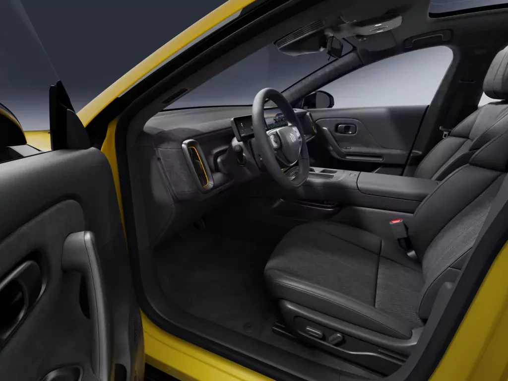 Nadchodzi nowy koszmar Toyoty i MG. B05 z mocą ponad 200 KM stanie w salonie Opla lub Fiata za ułamek ceny