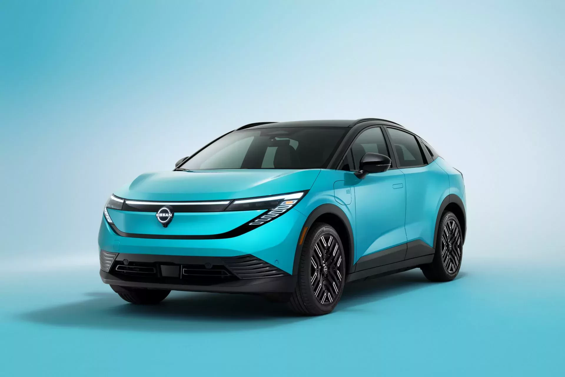 Nissan Leaf elektryczny silnik zasięg bateria opinie oceny ładowanie zalety wady