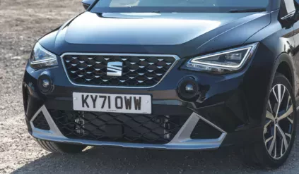 Seat Arona SUV opinie oceny zalety wady silnik spalanie cena ceny