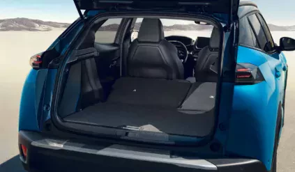 PEUGEOT_2008_hybrid SUV B bagażnik