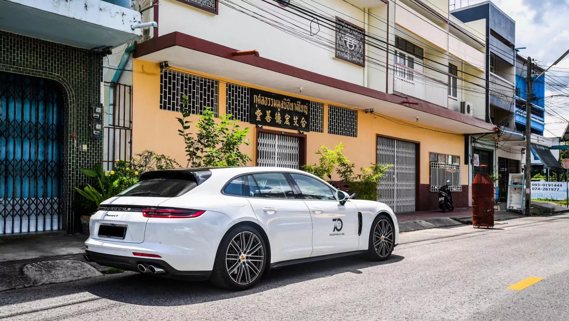 Porsche Panamera cena nowe używane osiągi moc silnik benzyna diesel hybryda