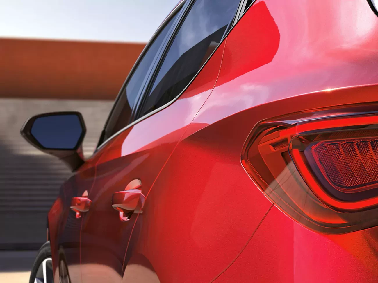 SEAT sprytnie to sobie wymyślił. Po cichu szykuje hit, który precyzyjnie celuje w bestseller Toyoty