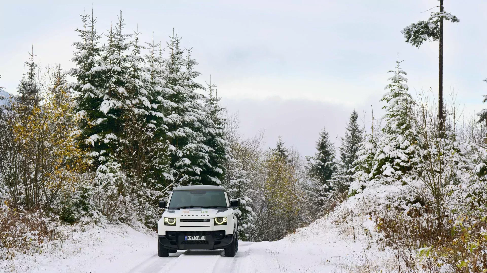 SUV Land Rover Defender silnik cena ceny używany spalanie opinie oceny zalety wady