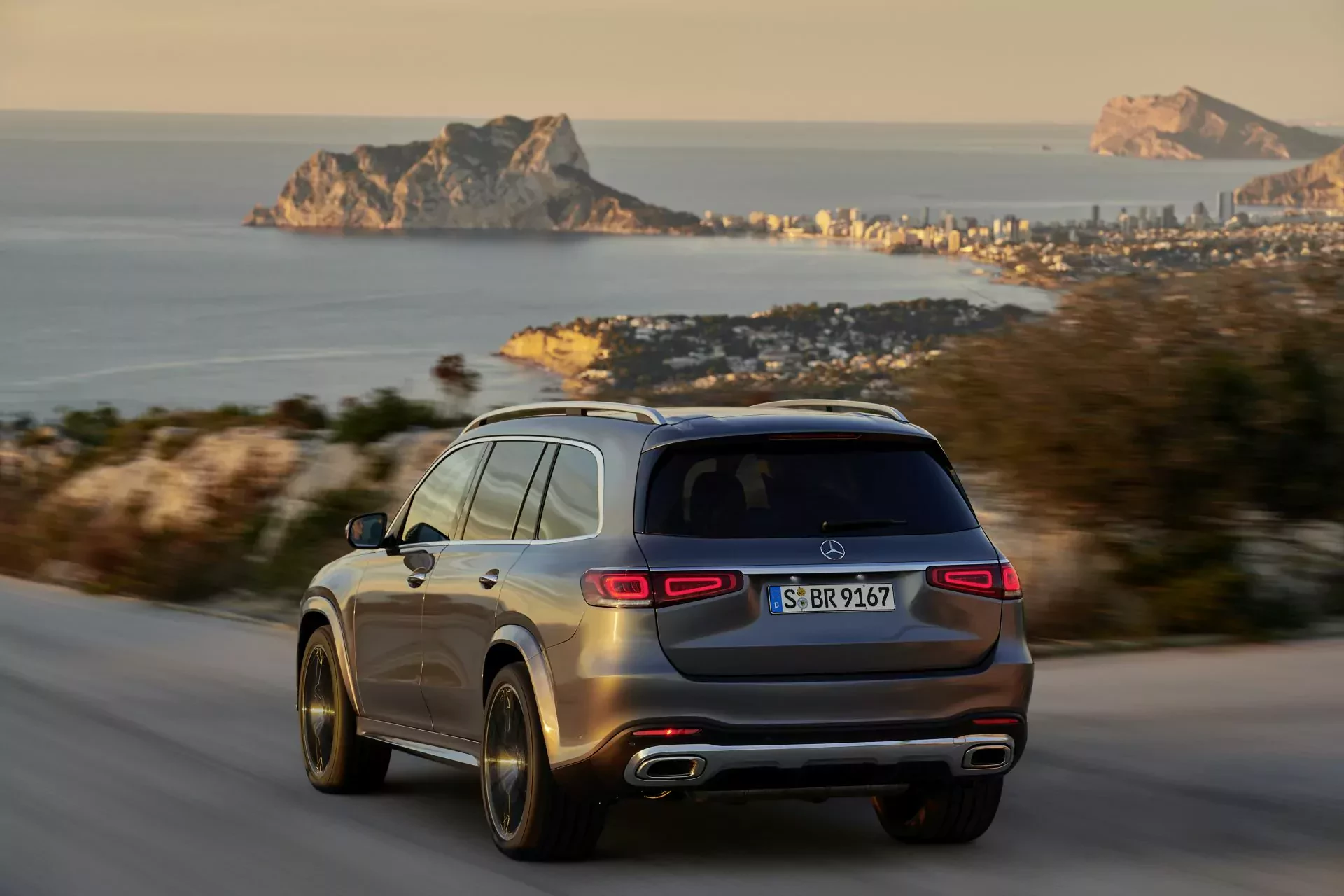 SUV Mercedes GLS silnik moc benzyna diesel ceny cena nowy używany