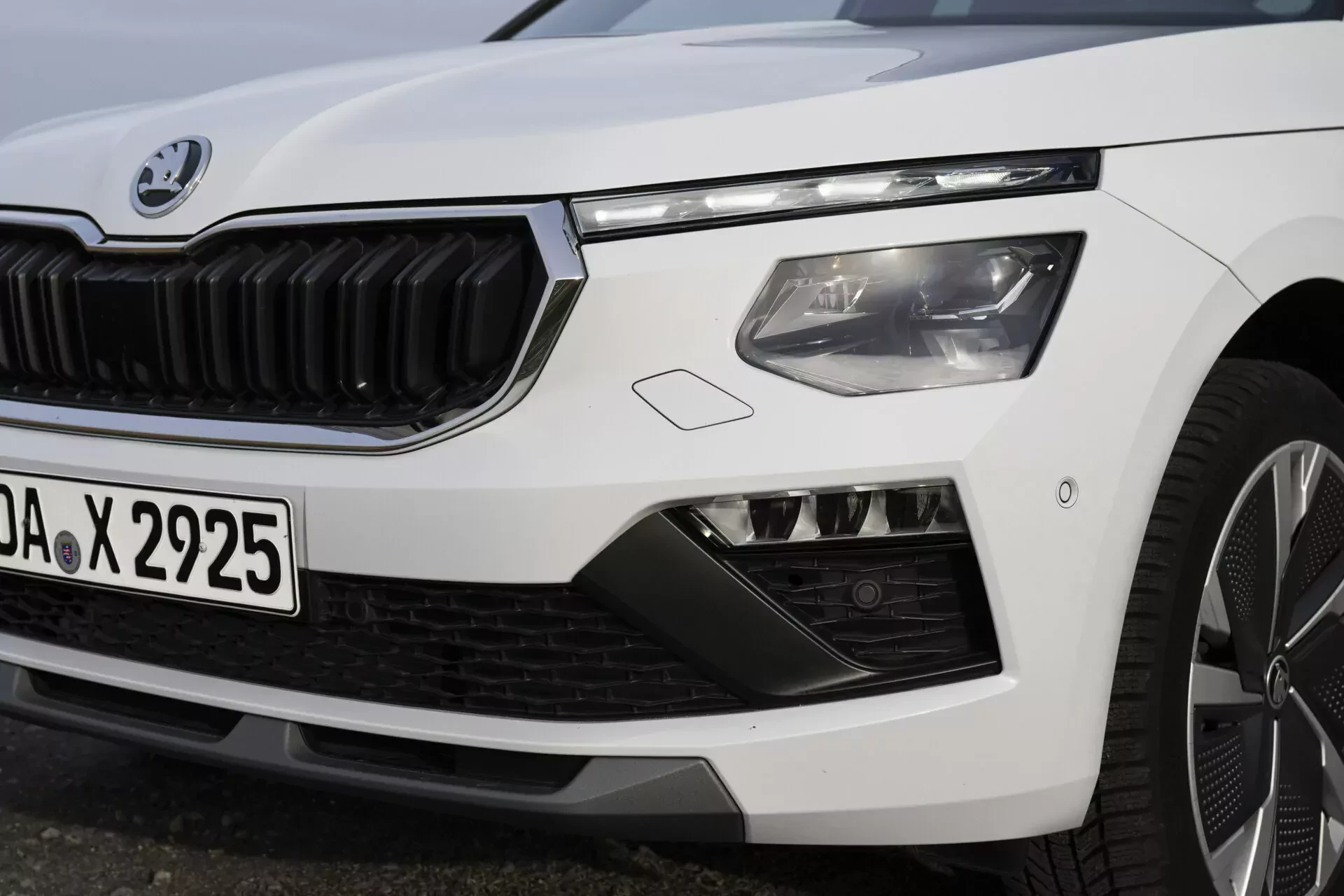 Ta Skoda bije w Polsce rekordy popularności. Dokładnie takich aut potrzebujemy. Cena też zachwyca