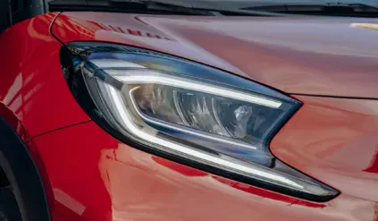 Toyota Aygo X SUV crossover cena nowa używana ceny opinie oceny zalety wady silnik