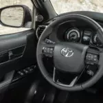 Toyota Hilux pickup silnik cena moc ceny używana nowa zalety wady opinie oceny