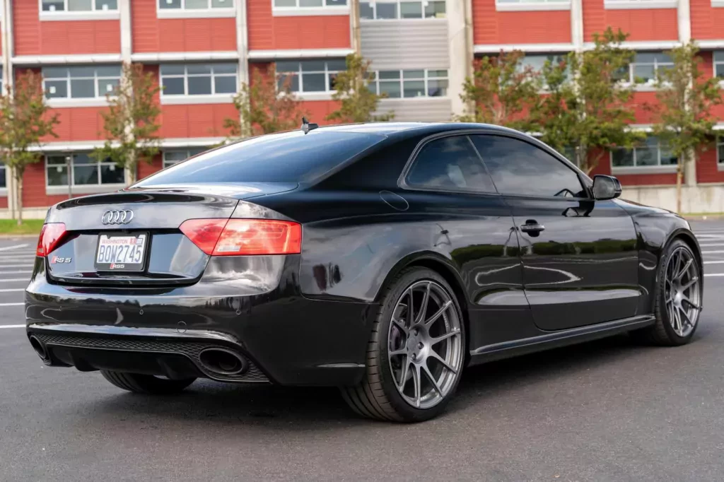 audi-rs-5-na-sprzedaz