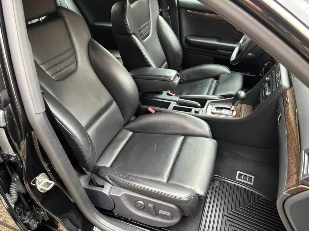 audi-s4-kombi-v8