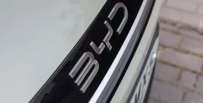 byd-atto-2-nowy-suv-hybryda