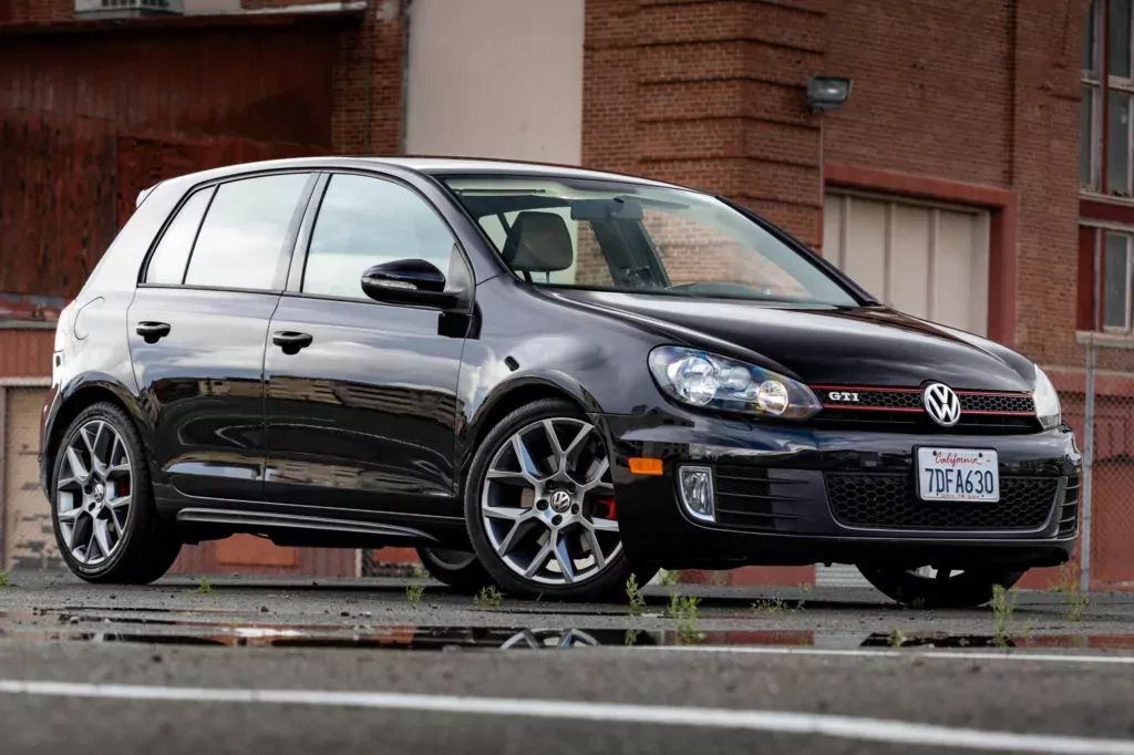 volkswagen-golf-gti-wolfsburg