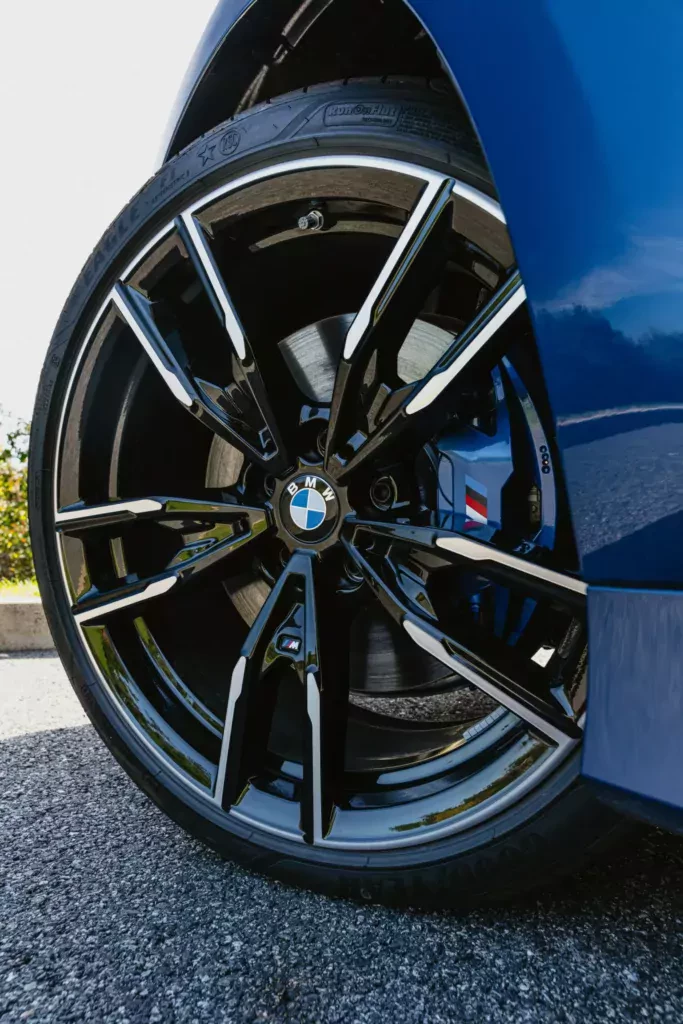 2026-BMW-M340i-xDrive-50-Jahre-Edition-7-scaled