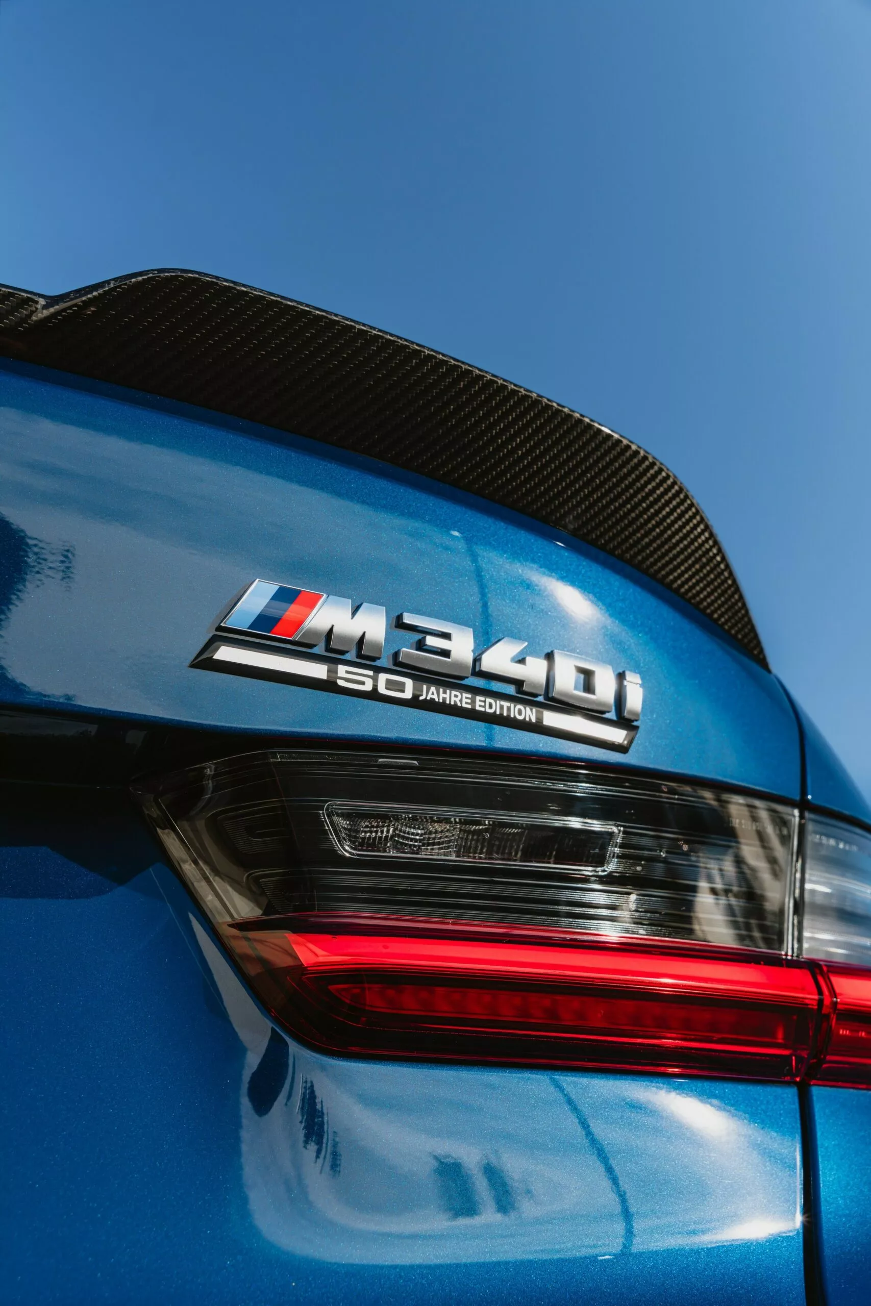 Nowe BMW Serii 3 czerpie inspirację z generacji od E21 do E90. Niemcy świętują 50. urodziny modelu