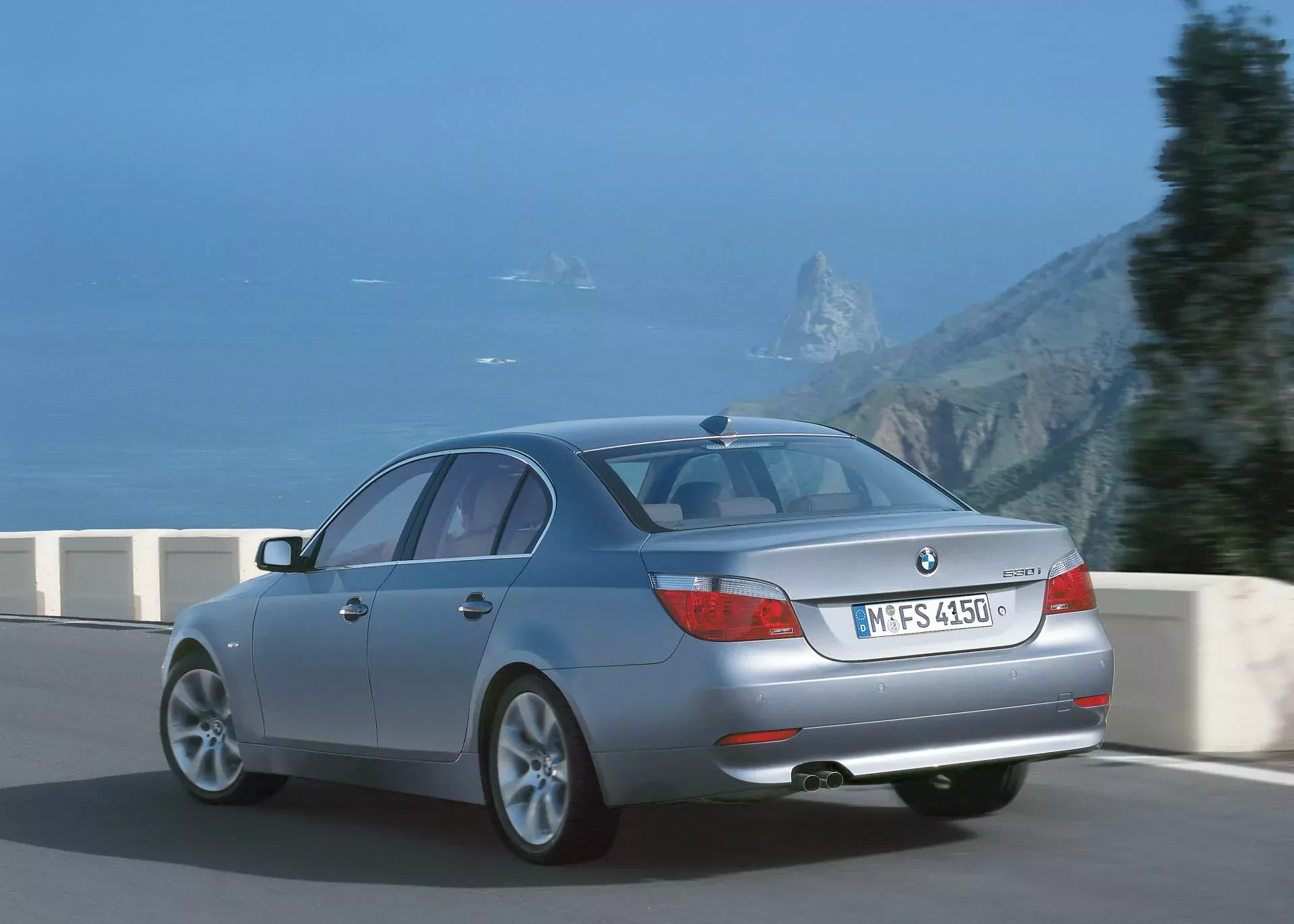 BMW Serii Seria 5 E60 E61 silnik benzyna diesel moc ceny cena używane opinie oceny zalety wady