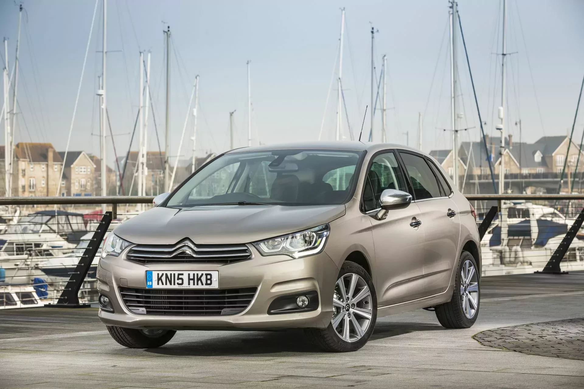 Citroen C4 silnik benzyna diesel spalanie osiągi opinie oceny zalety wady