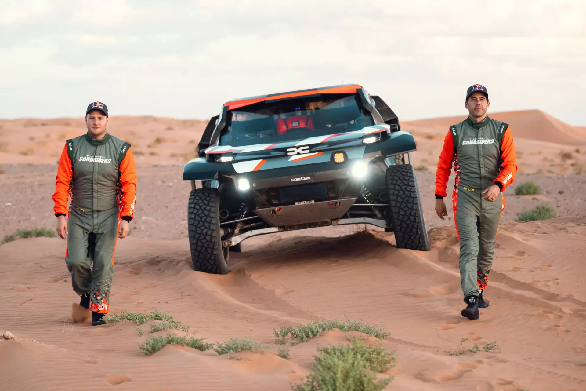 Dacia Sandrider Sandriders Nasser Al Attiyah Al-Attiyah Warszawa Polska Rajd Dakar