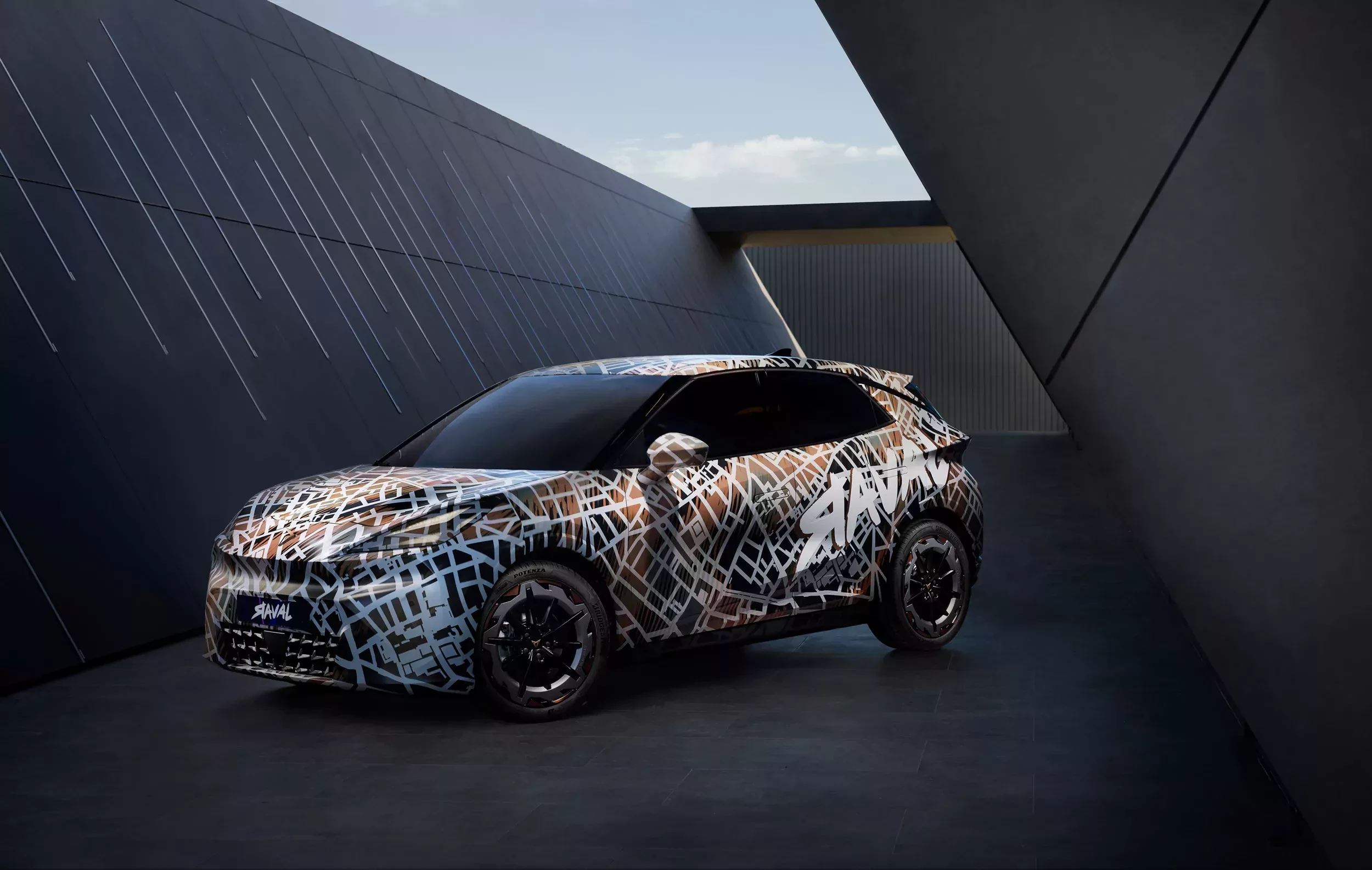 Elektryczna Cupra Raval 2026