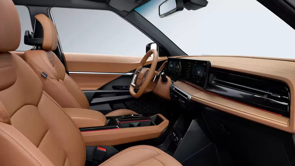 W segmencie hybrydowych SUV-ów trudno o lepszą ofertę bez chińskiego DNA. Oszczędzasz ponad 23 000 zł względem Toyoty RAV4 i masz przestrzeń, moc i świetne wyposażenie