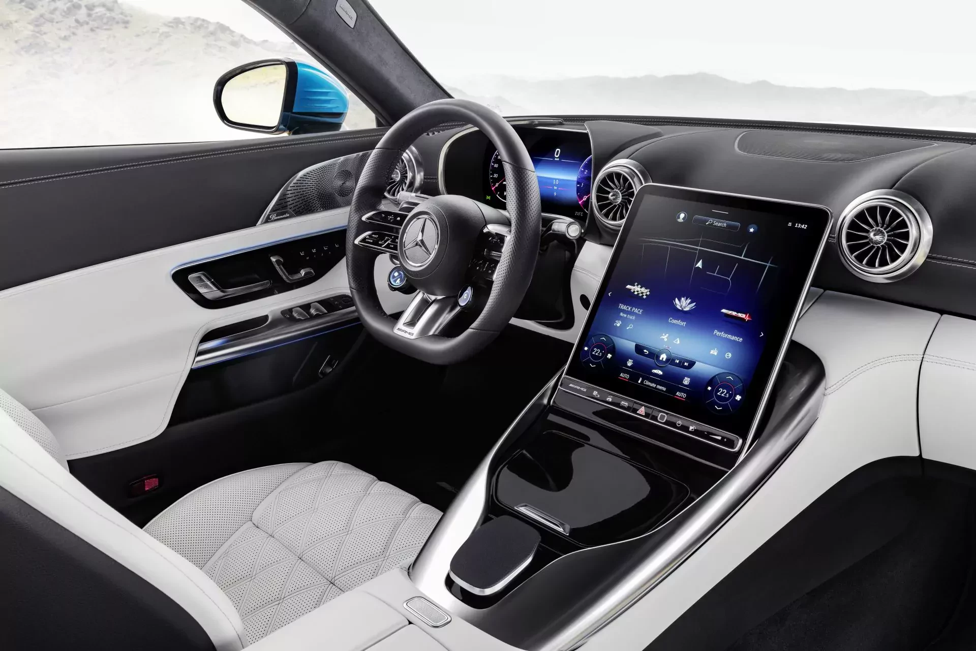 Kultowy sportowy Mercedes w znakomitej cenie. jeżeli o nim marzyłeś, to może być dobry moment na zakup