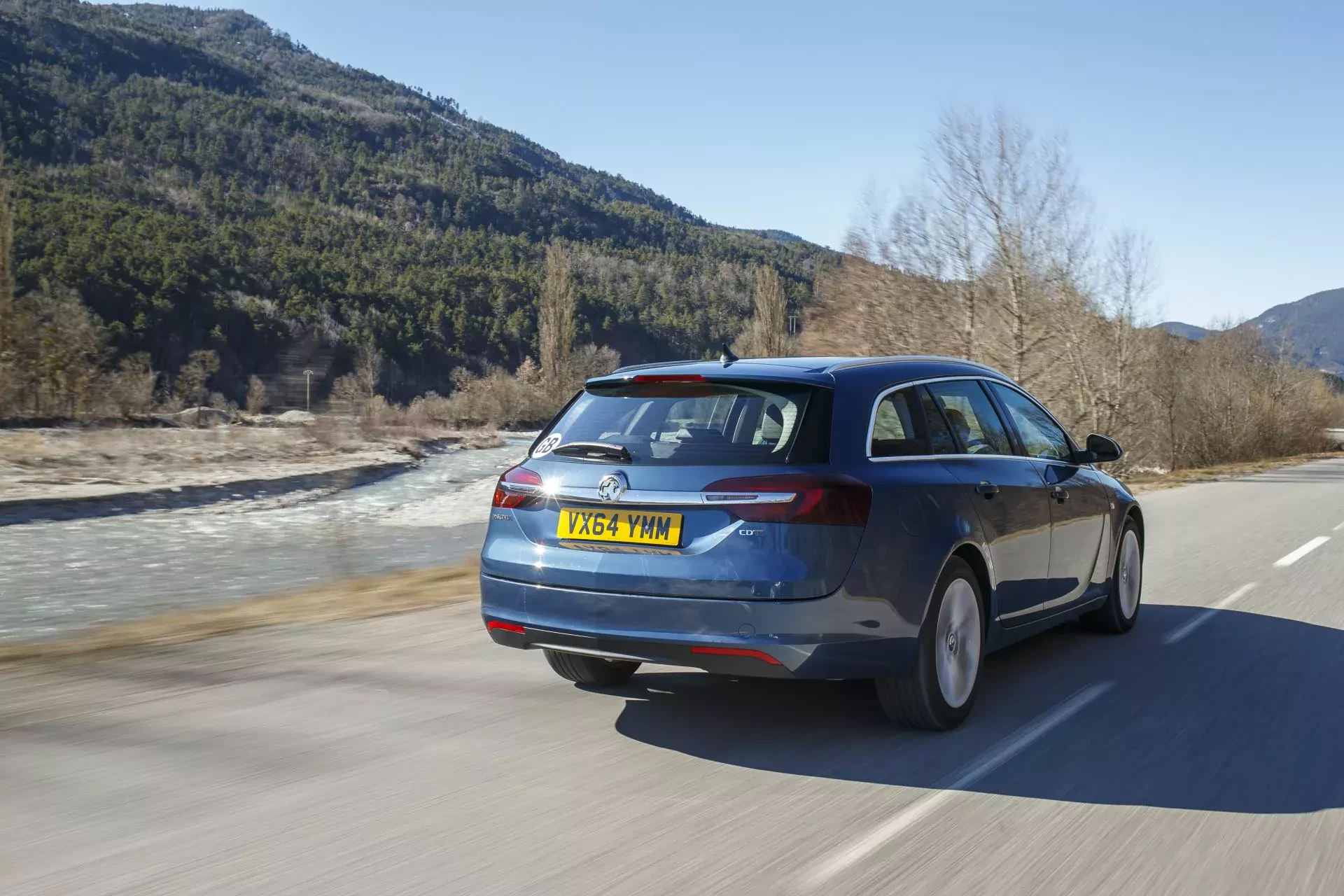 Opel Insignia używany tanio cena ceny benzyna diesel silnik moc spalanie opinie oceny zalety wady