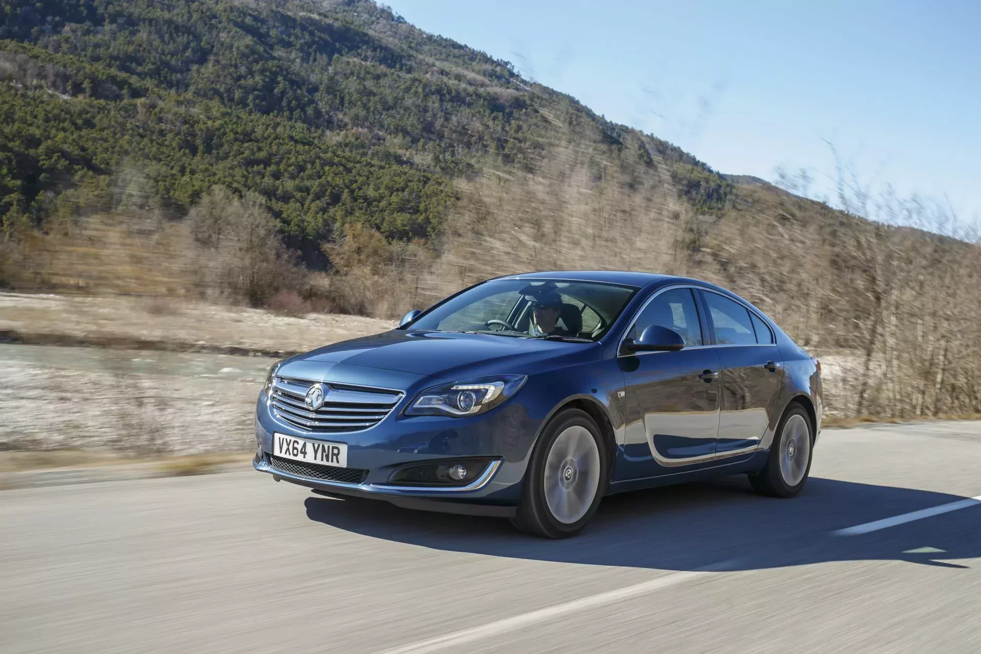 Opel Insignia używany tanio cena ceny benzyna diesel silnik moc spalanie opinie oceny zalety wady