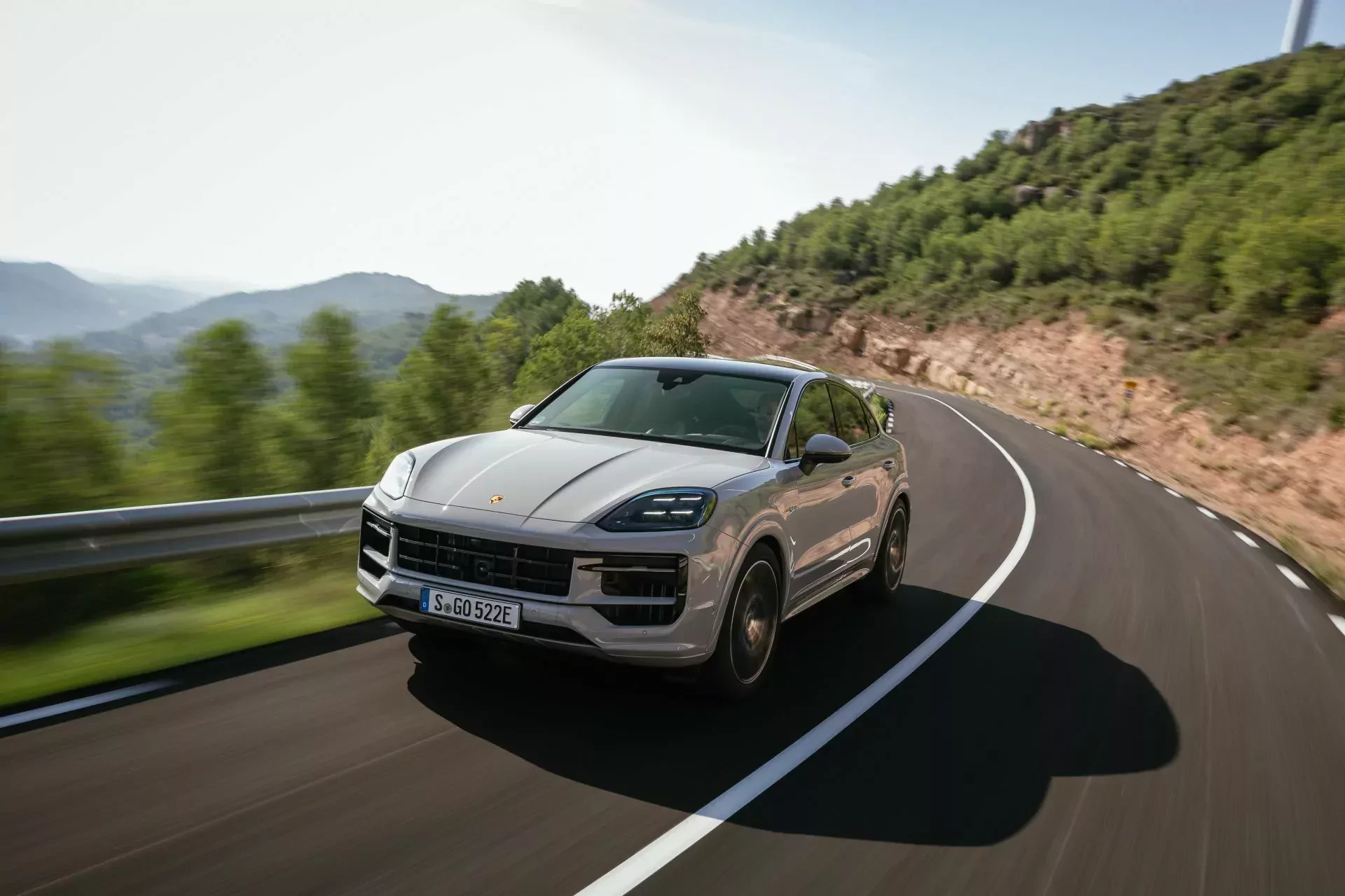 Porsche Cayenne Macan silnik moc benzyna silnik napęd ceny cena używany nowy opinie oceny