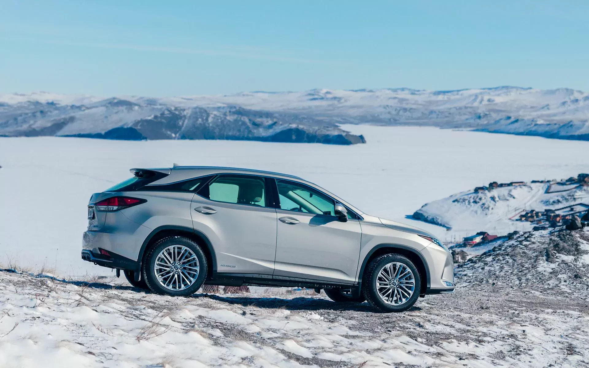 SUV Lexus RS luksus komfort cena ceny używany benzyna hybryda opinie oceny zalety wady silnik