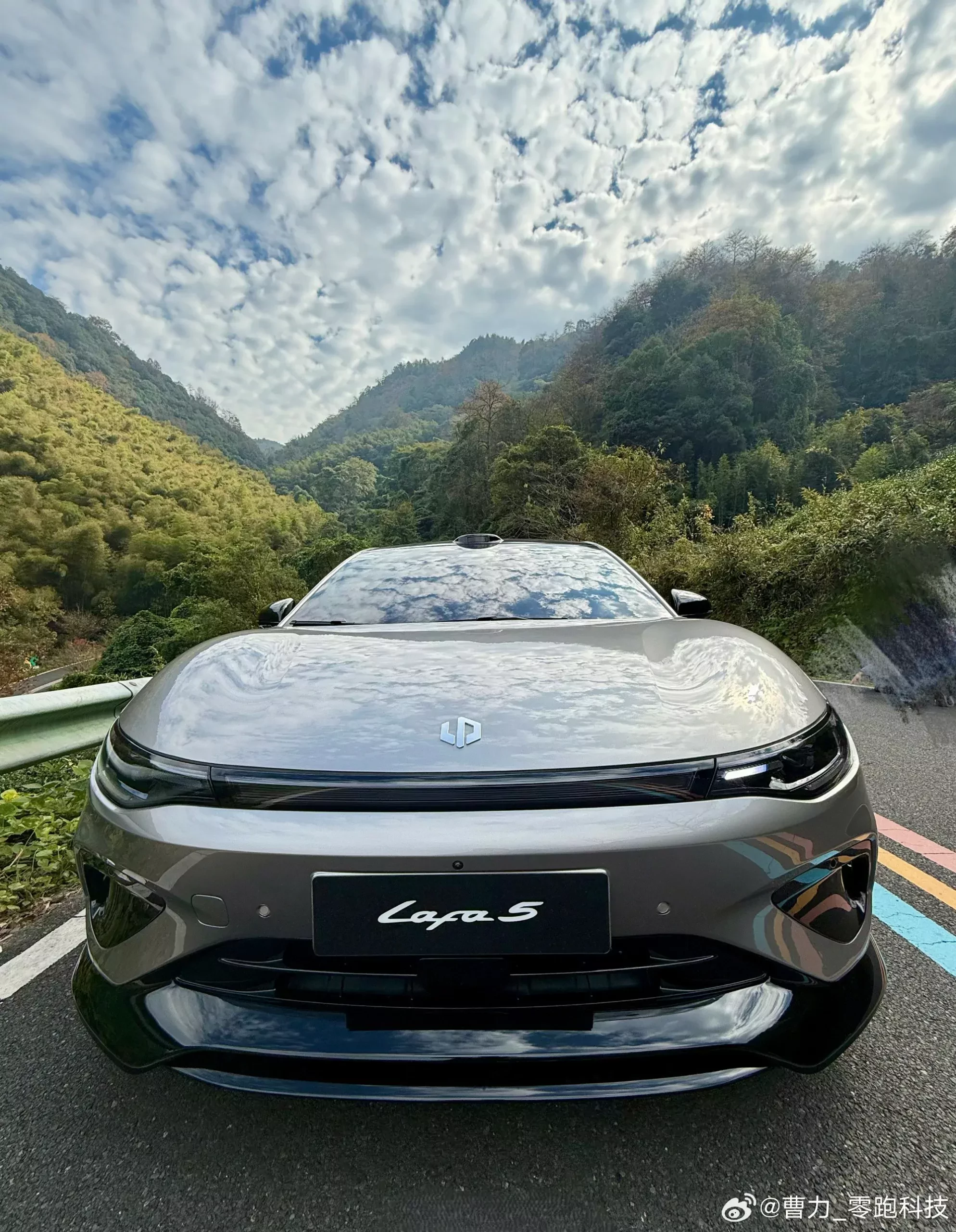 Stellantis Leapmotor Lafa 5 Ultra Leapmotor B05, specyfikacja