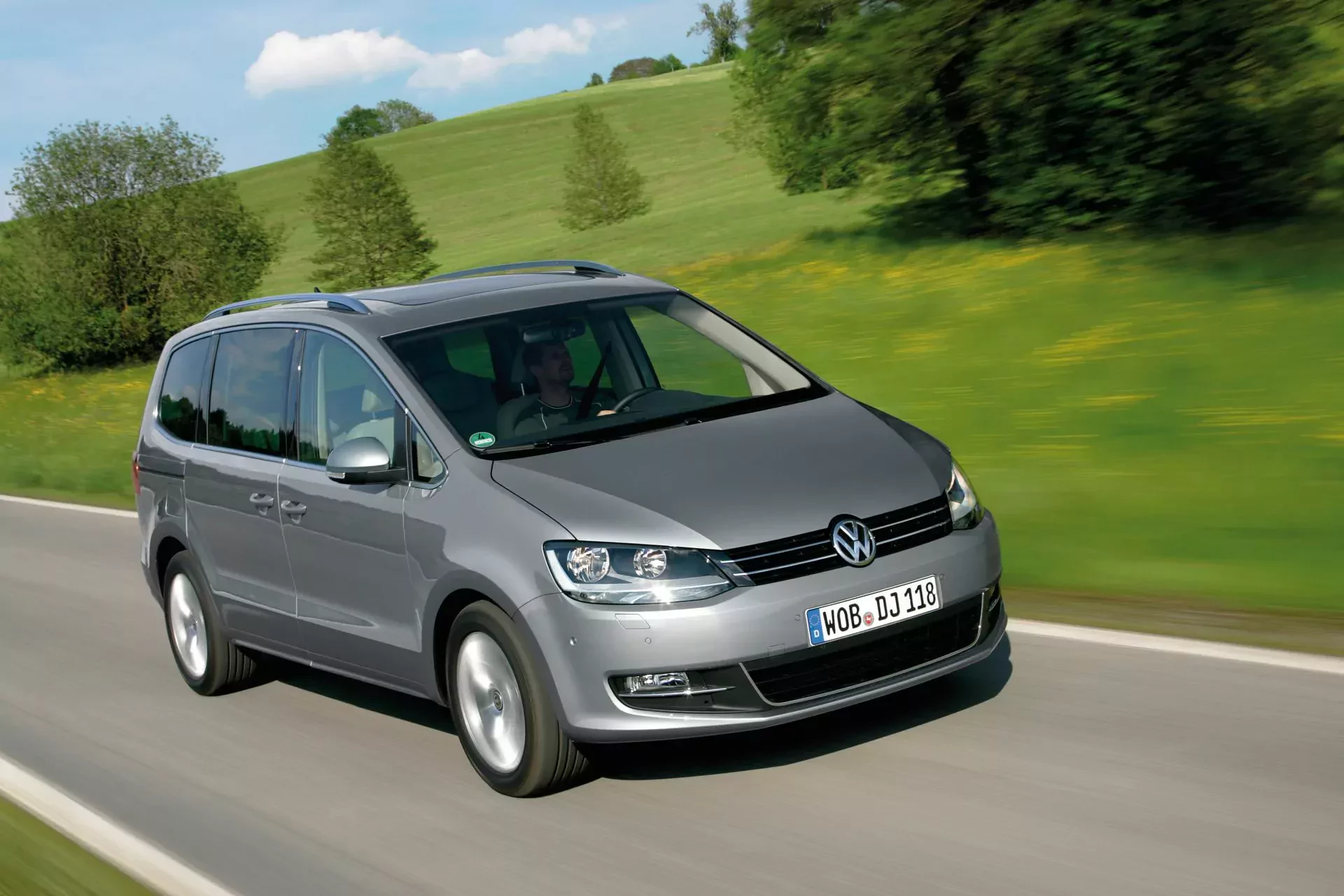 Volkswagen Sharan silnik benzyna diesel spalanie moc cena ceny używany opinie oceny zalety wady