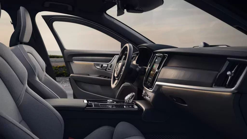 Luksusowe rodzinne kombi od Volvo wyraźnie potaniało. W Polsce zbiera znakomite oceny i opinie