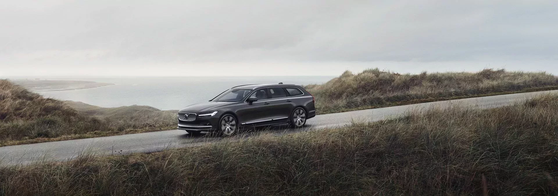 Volvo V90 kombi silnik moc osiągi spalanie ceny cena używane opinie oceny zalety wady