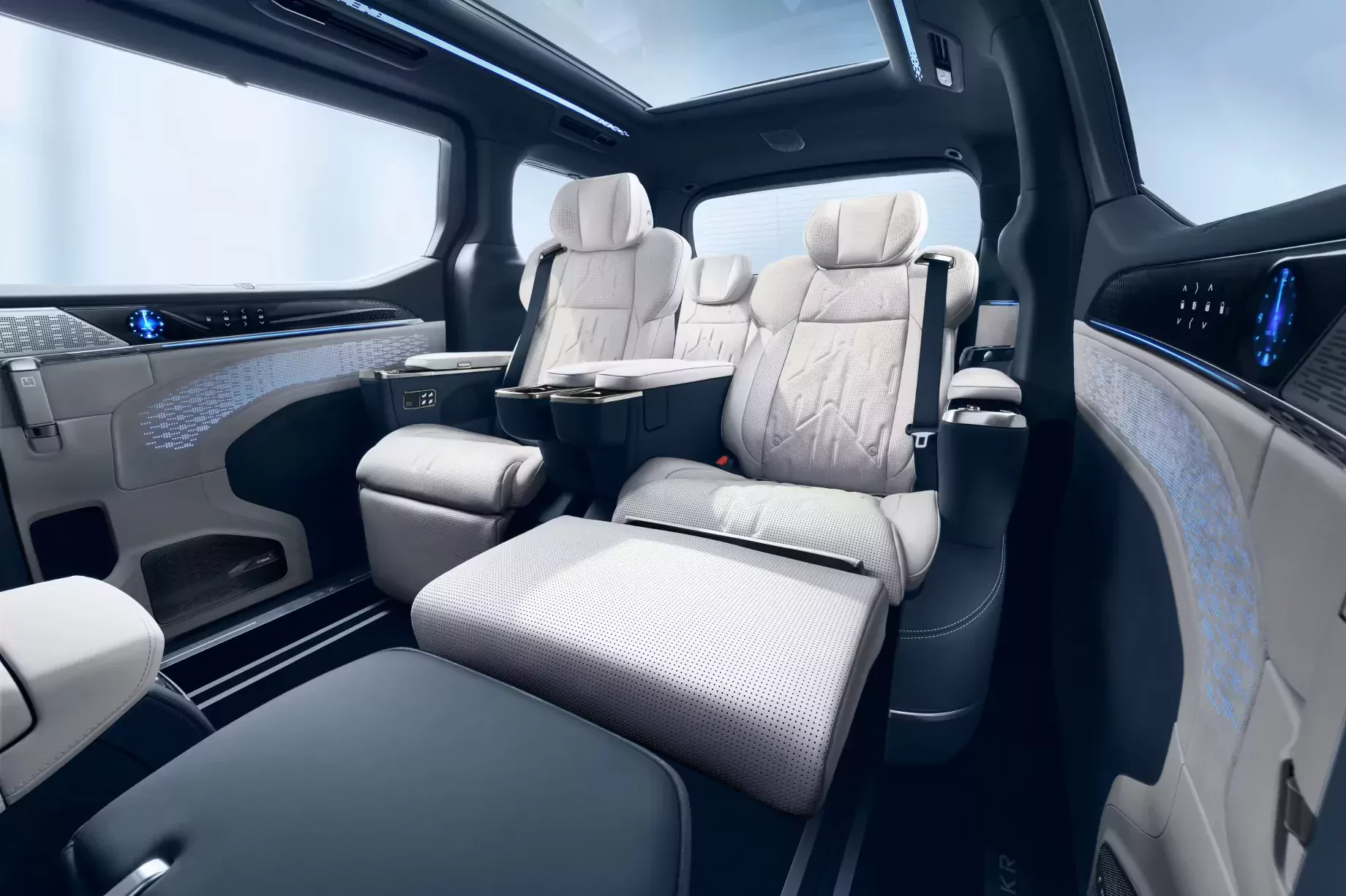 Zeekr minivan 009 MY2026