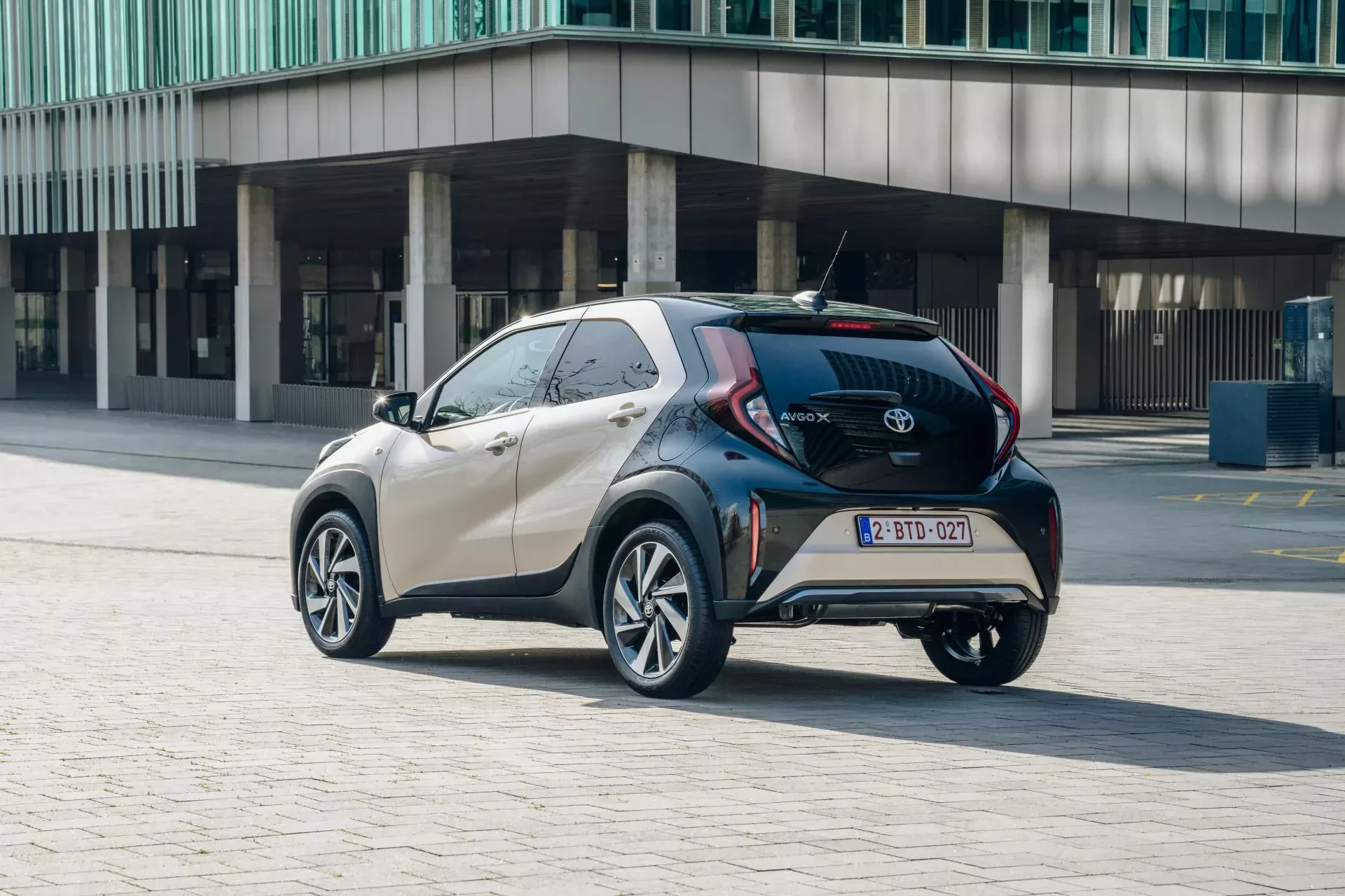 crossover Toyota Aygo X cena używany ceny silnik moc napęd zalety wady opinie oceny