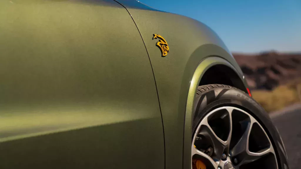 Nowy duży SUV jednak otrzyma silnik V6. Razem z jednostką ogłosili niższe o 12 900 zł ceny