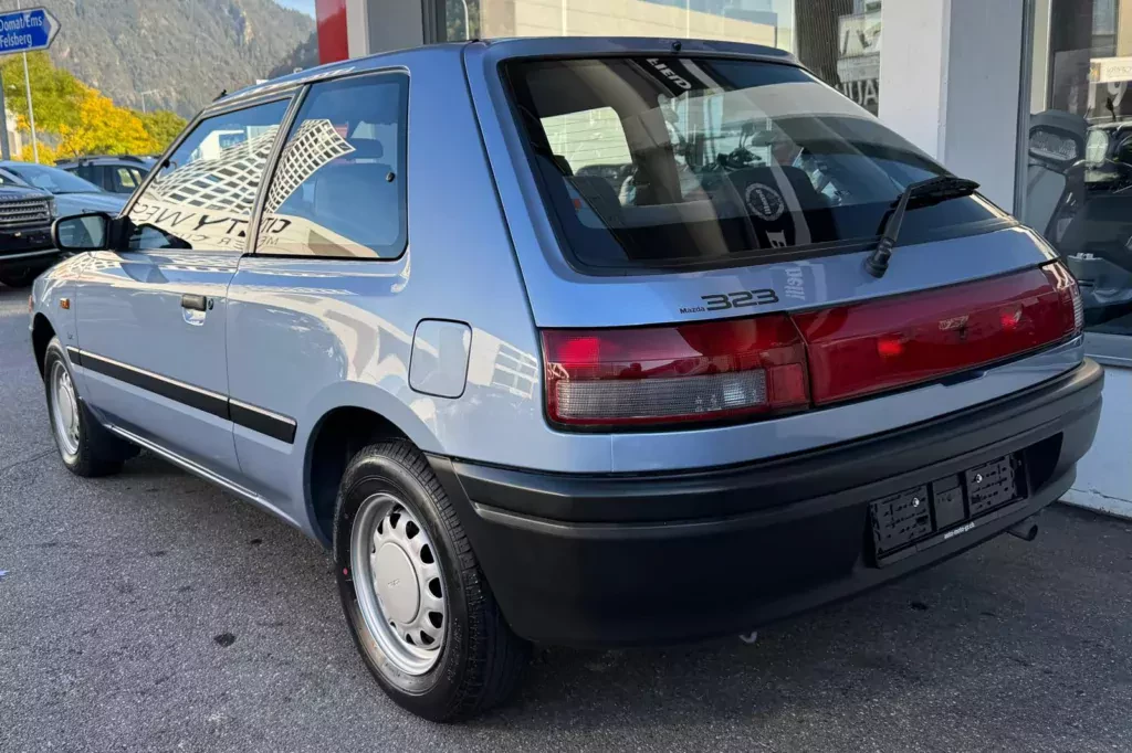 nieuzywana-mazda-323