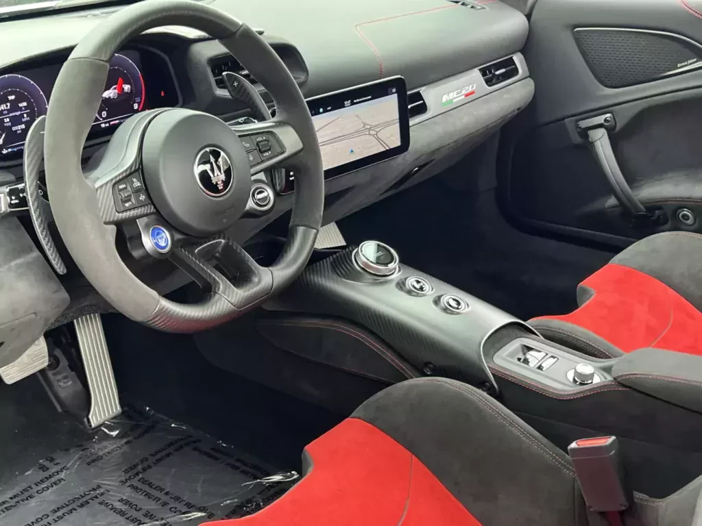 2023_maserati_mc20-cielo_IMG_8418-23933-scaled-1