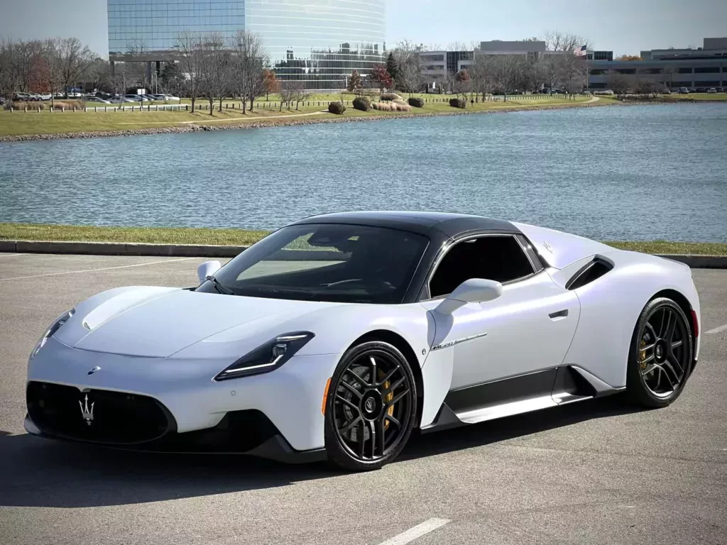 2023_maserati_mc20-cielo_IMG_8418-23933-scaled-1