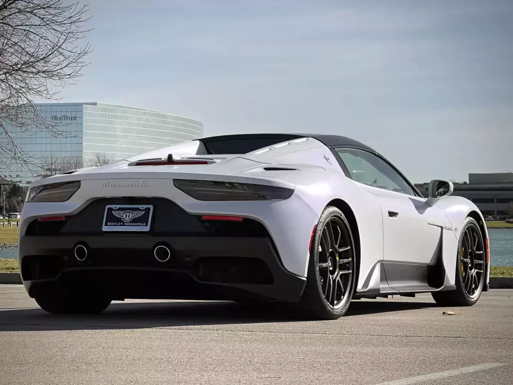 2023_maserati_mc20-cielo_IMG_8418-23933-scaled-1