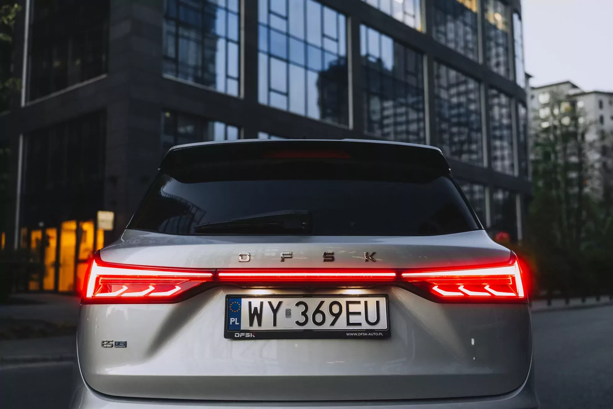 DFSK E5 cena, opinie 2025