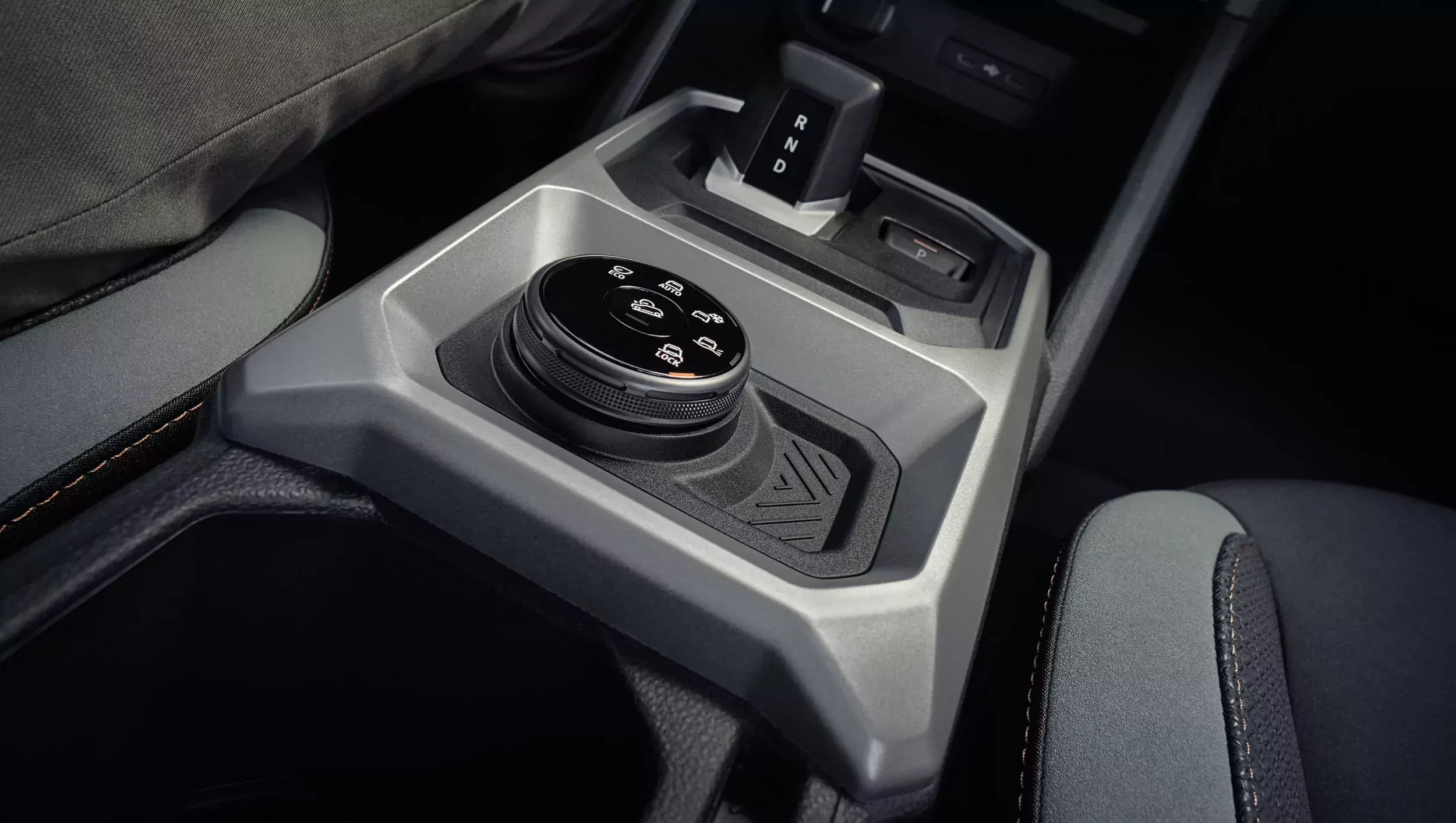 Wielki bagażnik, 1000 km zasięgu i spalanie jak w zapalniczce. Polacy uznali, iż to lepszy wybór niż ciasna Toyota i chińskie SUV-y