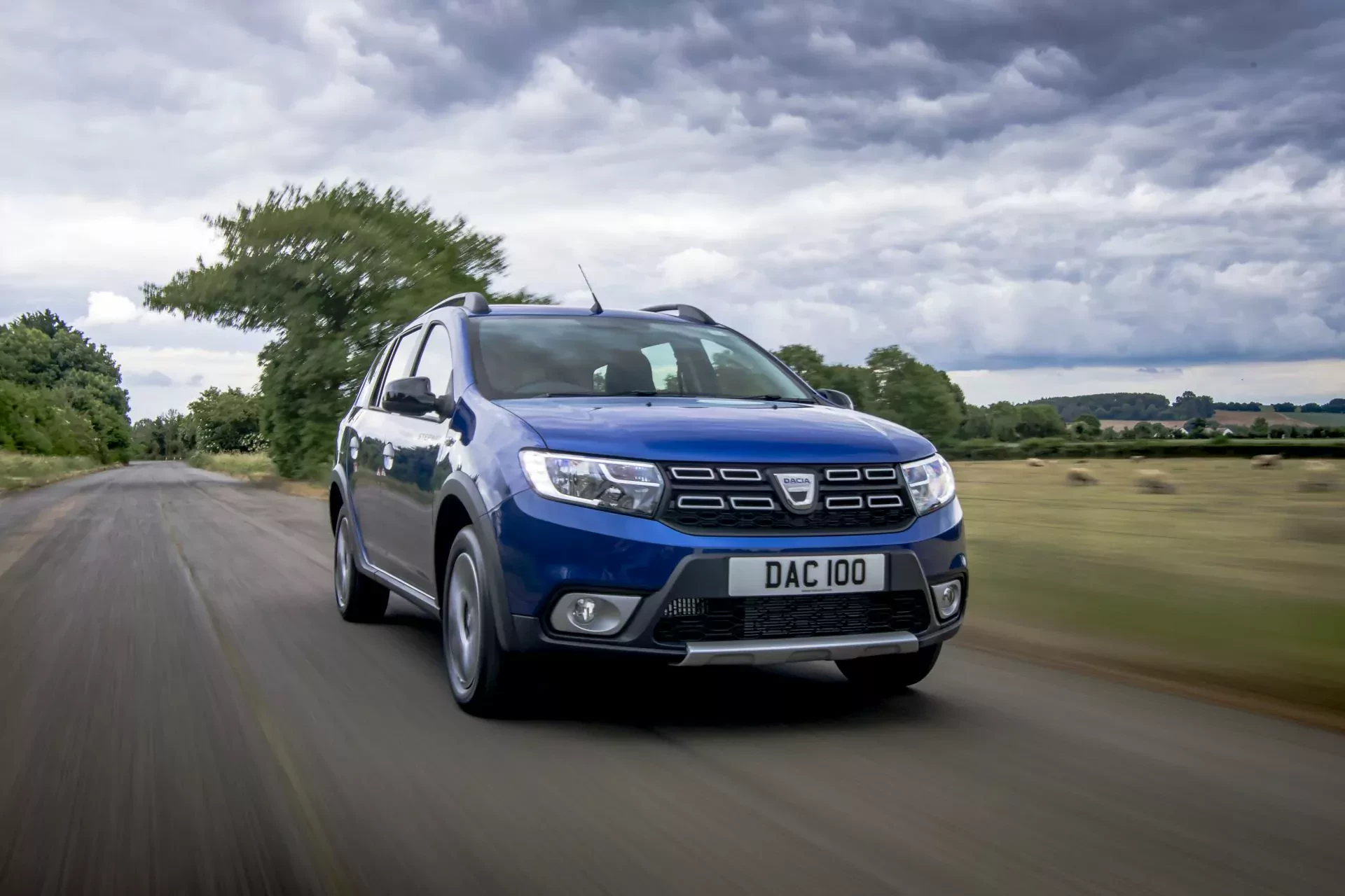 Dacia Logan silnik cena spalanie ceny używana opinie oceny zalety wady tanio otomoto