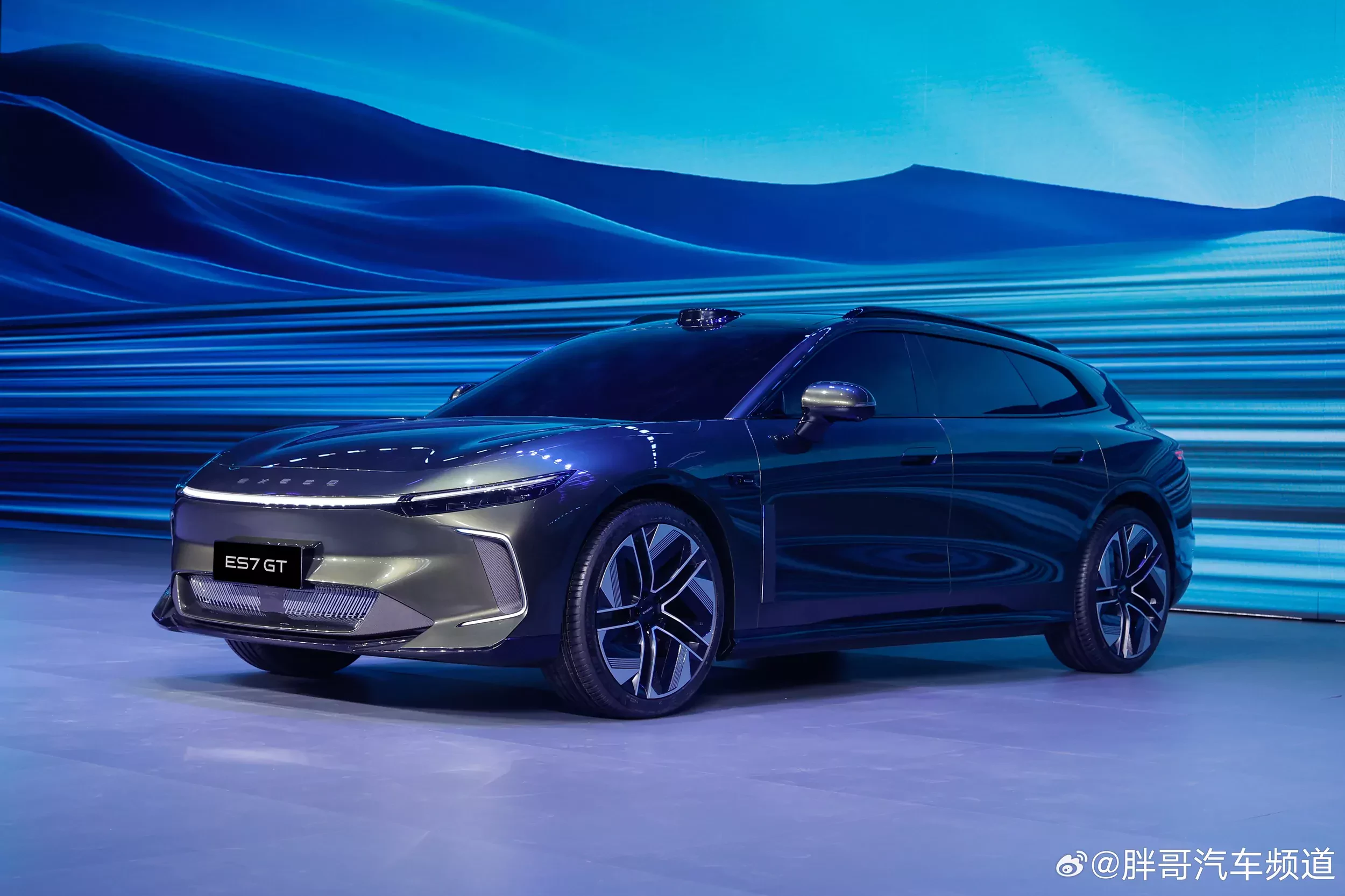 Exlantix Exeed ES7 GT